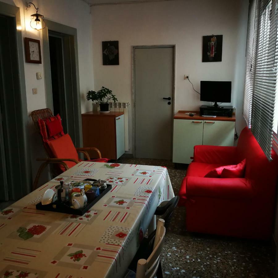 Appartamento Marty โมโนโปลี ภายนอก รูปภาพ